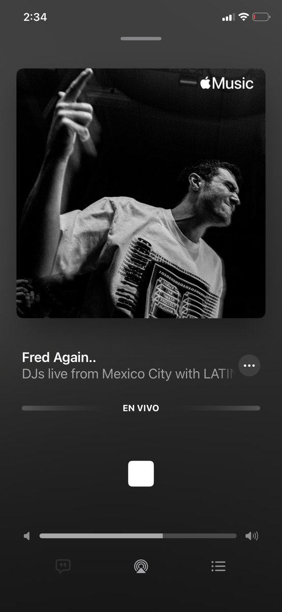 nicogarlo's tweet photo. La fiesta que me estoy montando solo con el live de fred again 🚬 https://t.co/wRiXfSLOFM