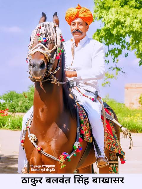 मुझे बहुत ख़ुशी है की आज थार के नायक स्वर्गीय ठाकुर बलवंत सिंह जी बाखासर की प्रतिमा का अनावरण श्री गजेंद्र सिंह जी शेखावत <a href="/gssjodhpur/">Gajendra Singh Shekhawat</a> के द्वारा भाई रविंद्र सिंह जी भाटी <a href="/RavindraBhati__/">Ravindra Singh Bhati</a> की उपस्थिति में किया जा रहा है । इस शुभ कार्य के लिए श्री रतन सिंह जी बाखासर सहित समस्त बाखासर