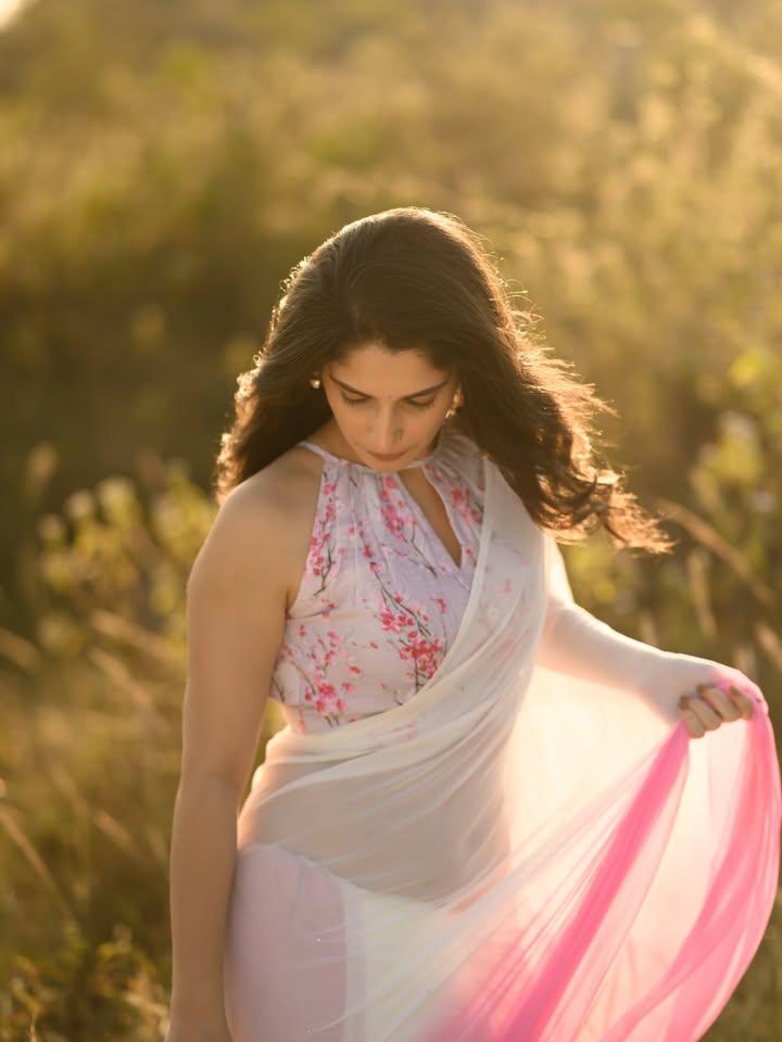 G8CGbIwb0AAgqES?format=jpg&name=medium