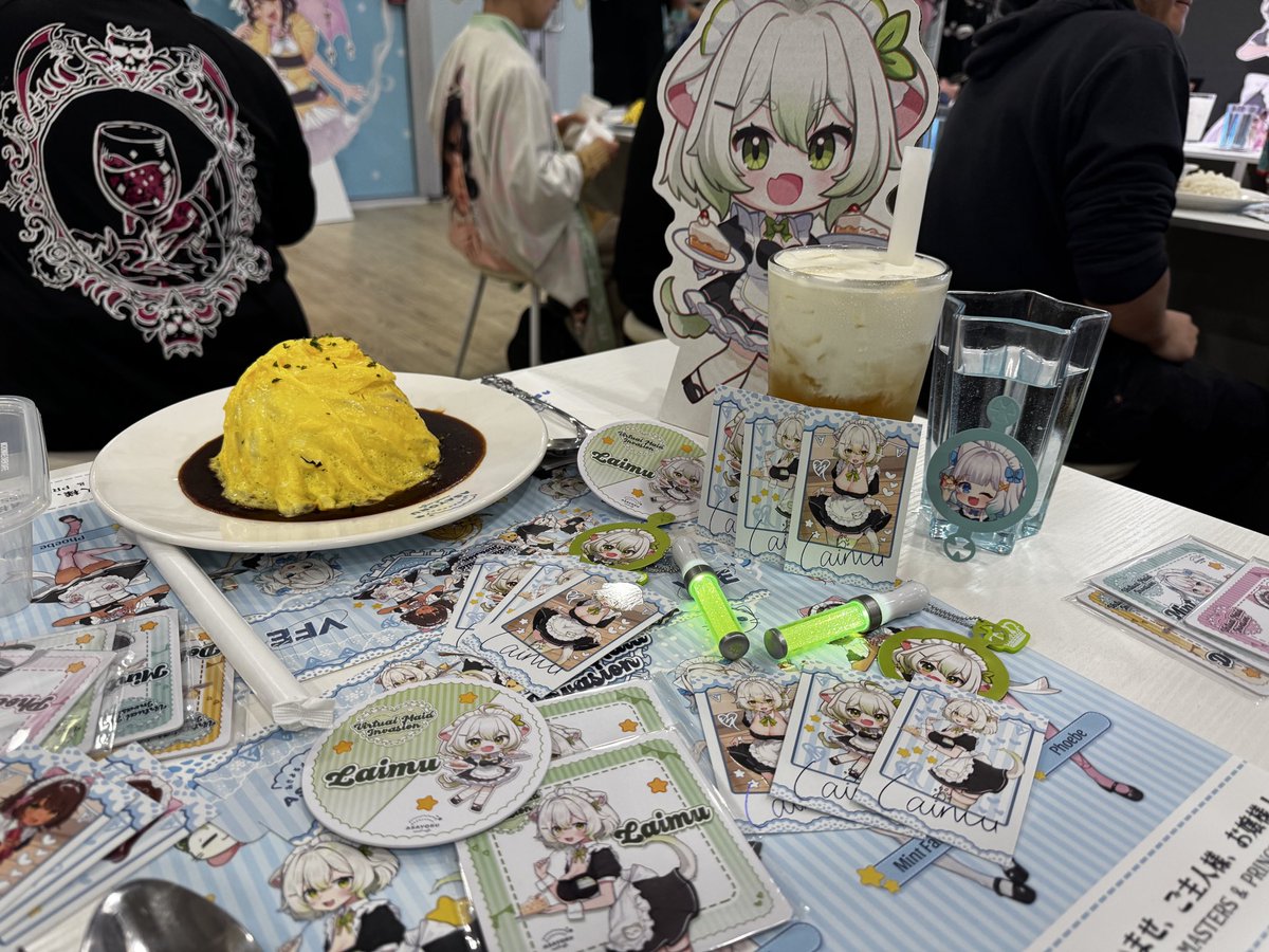 フォス tweet media