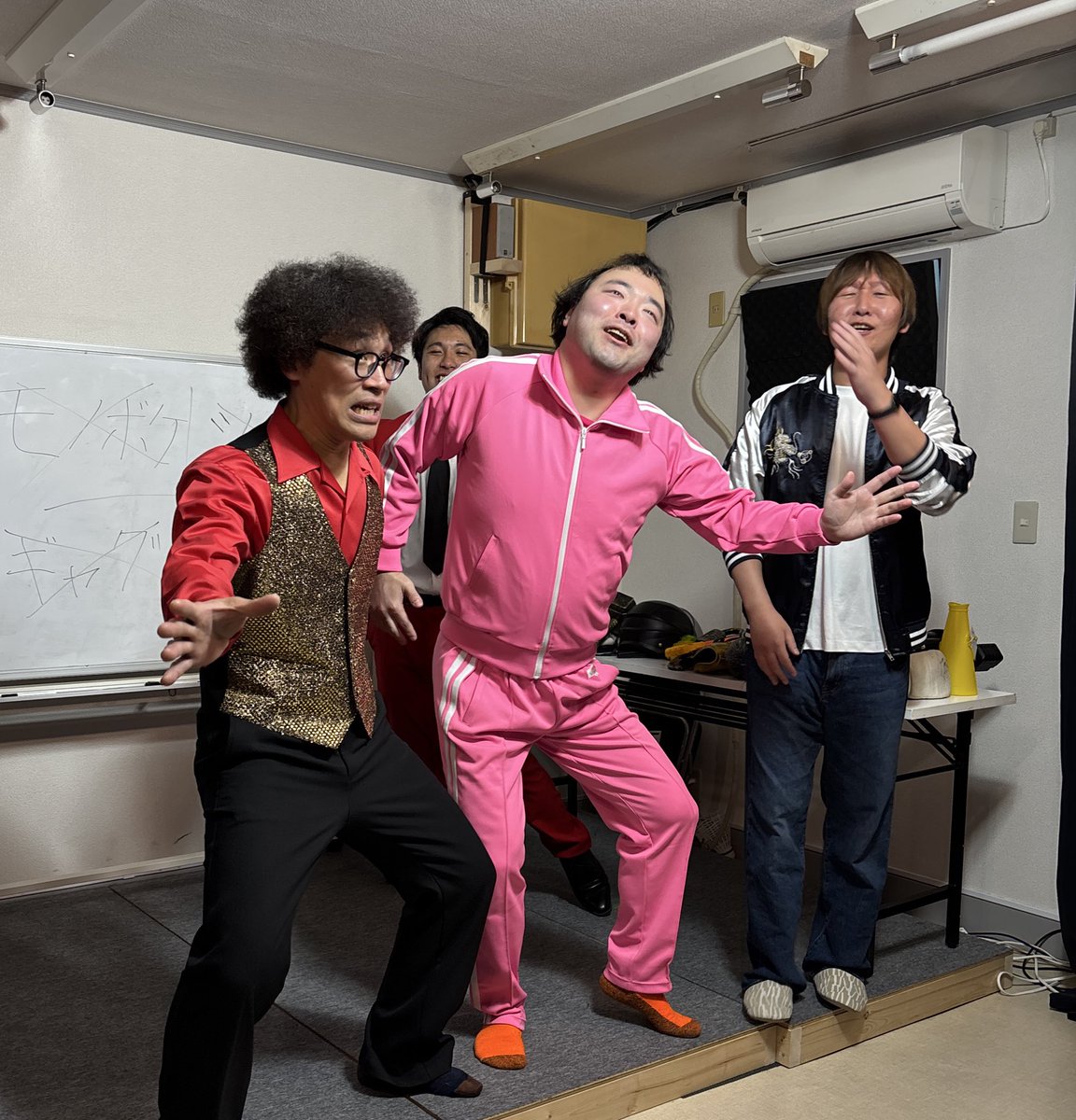 さかなヤングさんのスキル向上委員会を観覧してきました、スキル向上ならずで皆からいっぱい殴られてました💦
来年は大ピンピンムーブメントが起きますように...！！
#さかなのスキル向上委員会