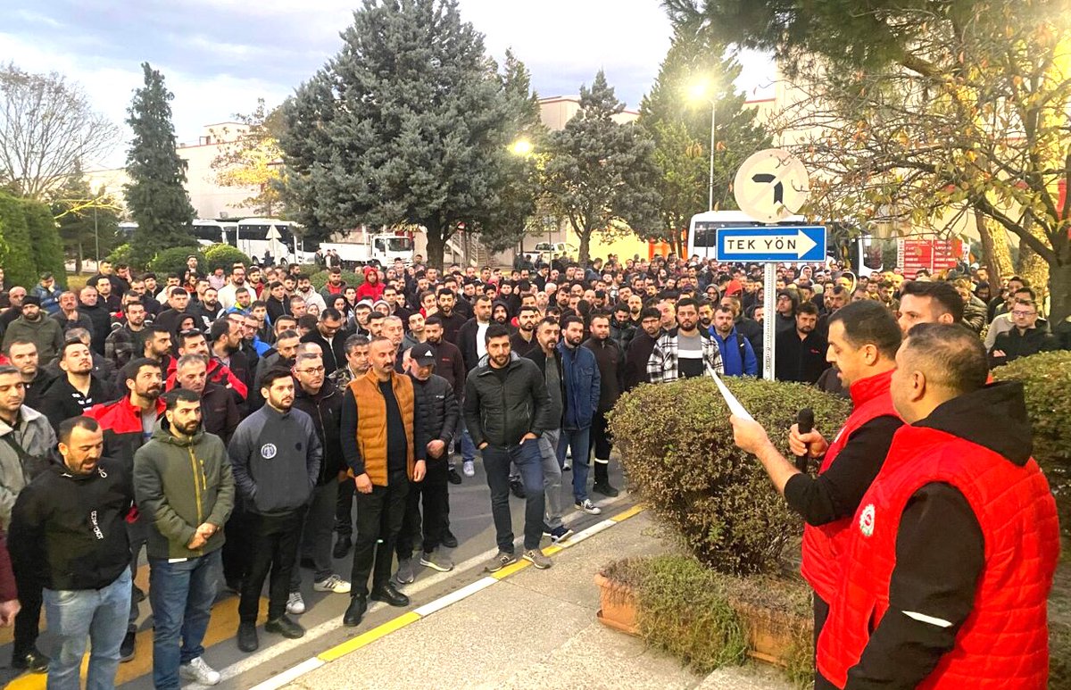 İŞÇİ-SEN: MESS’İN ZAM TEKLİFİ METAL İŞÇİLERİNİN SADECE EKMEĞİNE DEĞİL ONURUNA DA SALDIRIDIR!

"... Metal işçisi,  MESS patronlarının teklifine karşı güçlü bir yanıt verecek tarihsel bilgi ve deneyime sahiptir..."

iscigazetesi.org/isci-sen-messi…

<a href="/BirlesikMetal/">BİRLEŞİK METAL-İŞ</a>