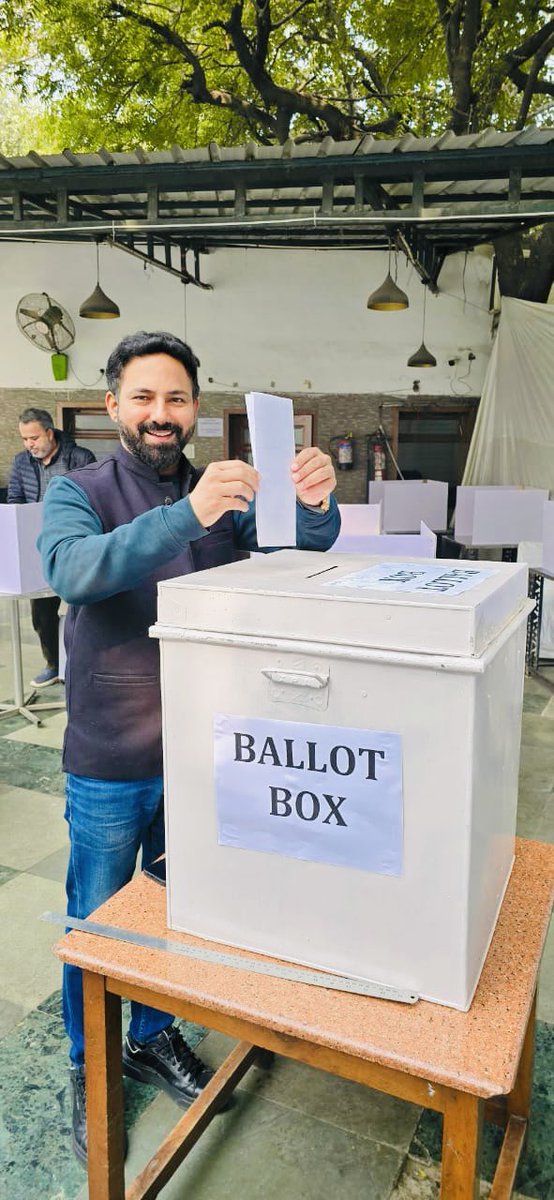 PCITweets's tweet photo. Polling underway smoothly for #PressClubElection
#PCIElection2025 https://t.co/yVeOCvZ68N