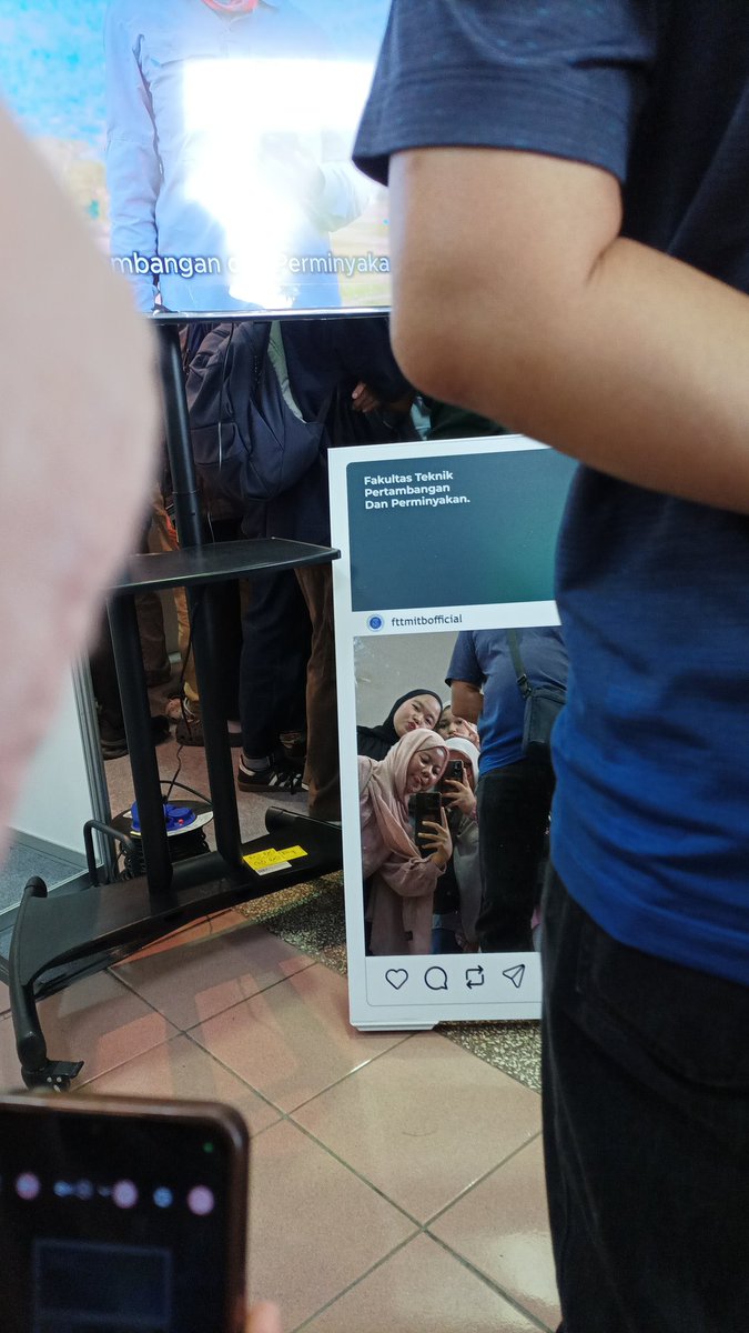 helloechn_'s tweet image. Hidup kalau gak di tilas, ya di ITB