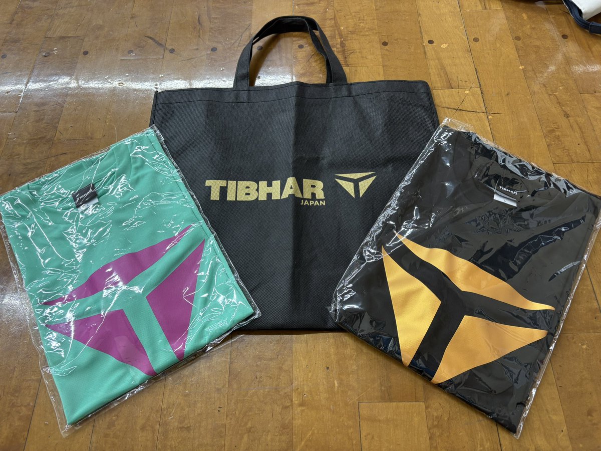 チームメンバーが新体連の時にTIBHARのシャツを買ってくれました✨

嬉しい☺️