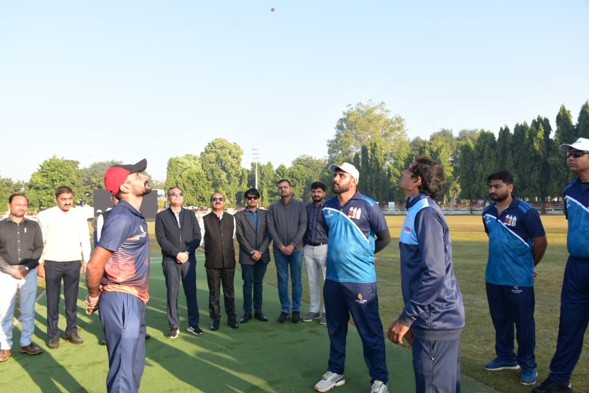 rajeshsisodia8's tweet photo. This morning at #IFFCO #GUJCOMASOL #Nano Sahakar Champions League 2025, got an opportunity to meet the players of Cricket Teams #Gujcomasol &amp; #Gujarat Secretariat at Kasturinagar Township along with with my #HR and other colleagues of #IFFCO Kalol. https://t.co/HHVjCWbI7a