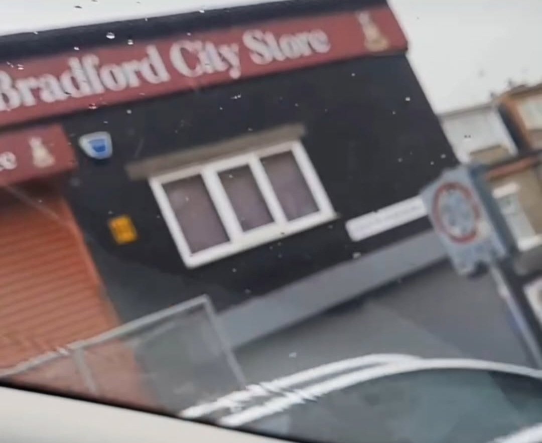 Alpine Glass Ltd tweet media