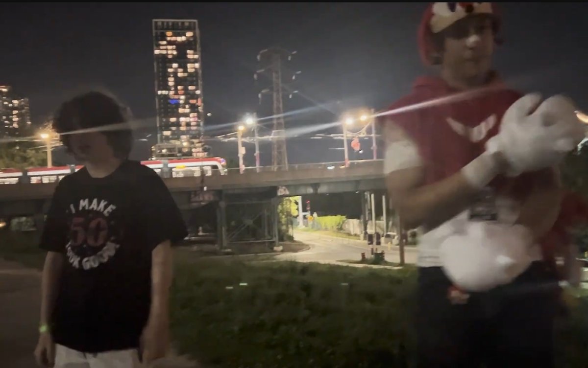 keyhyaneh03 tweet media