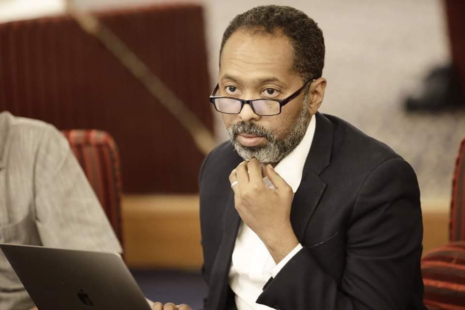 ⭕ عاجل : م.خالد عمر يوسف : معلوماتنا تشير إلي انقلاب يتم الاعداد له من المجموعة الرافضة لمسار الهدنة ووقف الحرب بمعسكر #بورتسودان.