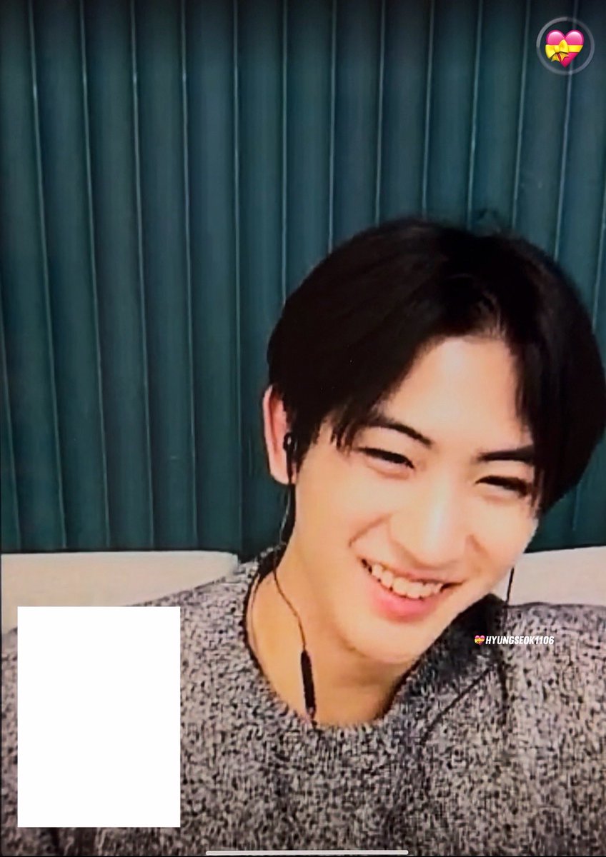 hyungseok1106's tweet image. 251213 토크포트 #유나이트 #YOUNITE 

오랜만(?) 헤헷 💌

#형석 #HYUNGSEOK