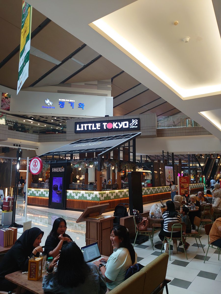 eclairapple22's tweet image. menyendiri.