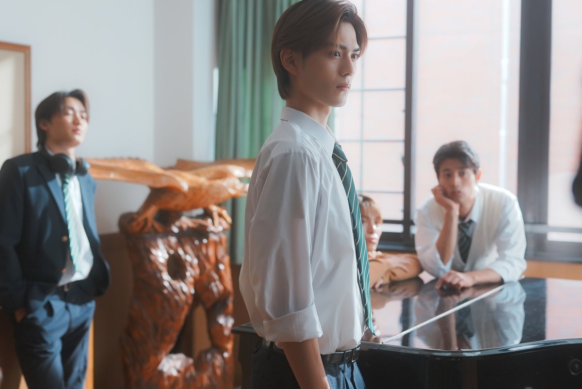dramal_abc's tweet photo. #修学旅行で仲良くないグループに入りました
🚌あと𝟑時間💨
第𝟗話きょう深夜𝟏時
懇願され急遽仮装コンテストに出場👗
日置のメイド姿に渡会はこの表情で…
𝟏〜𝟑話・最新話配信中
https://t.co/EyUptEIZVM
#藤本洸大 #簡秀吉
#桜木雅哉 #福田歩汰 #清水海李
#ドラマ修学旅行 https://t.co/jzBOQRLJWk