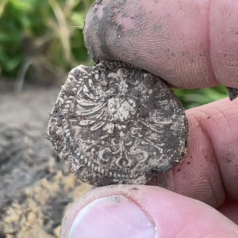 Medieval Digger tweet media