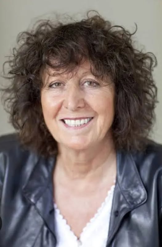 Vandaag komt Elisabeth Lockhorn bij <a href="/lovinksboeken/">Boekhandel Lovink</a> #Lochem
van 13.30 uur tot 17.00 uur is Elisabeth
Lockhorn te gast bij onze boekhandel.
Toegang gratis.