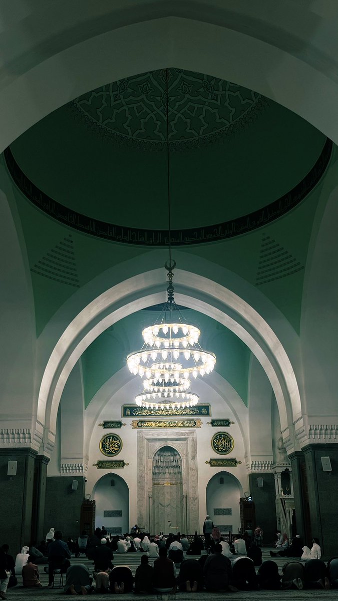 ﴿ لَمَسْجِدٌ أُسِّسَ عَلَى التَّقْوَى مِنْ أَوَّلِ يَوْمٍ أَحَقُّ أَنْ تَقُومَ فِيهِ ﴾

📸

#مسجد_قباء
