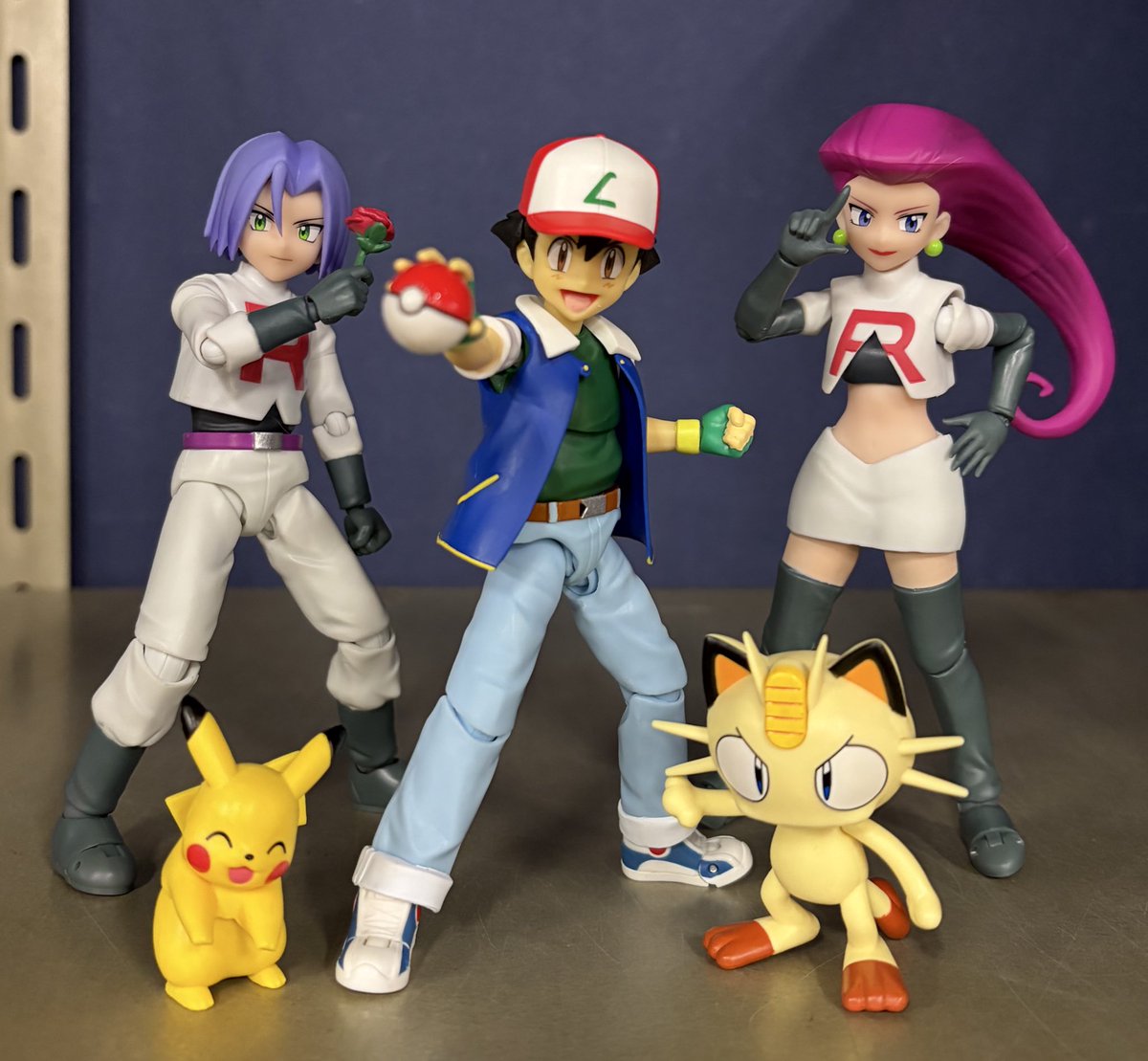 ポケモンの歴史を鮮やかに彩ってきたキャラクター達の可動フィギュアが