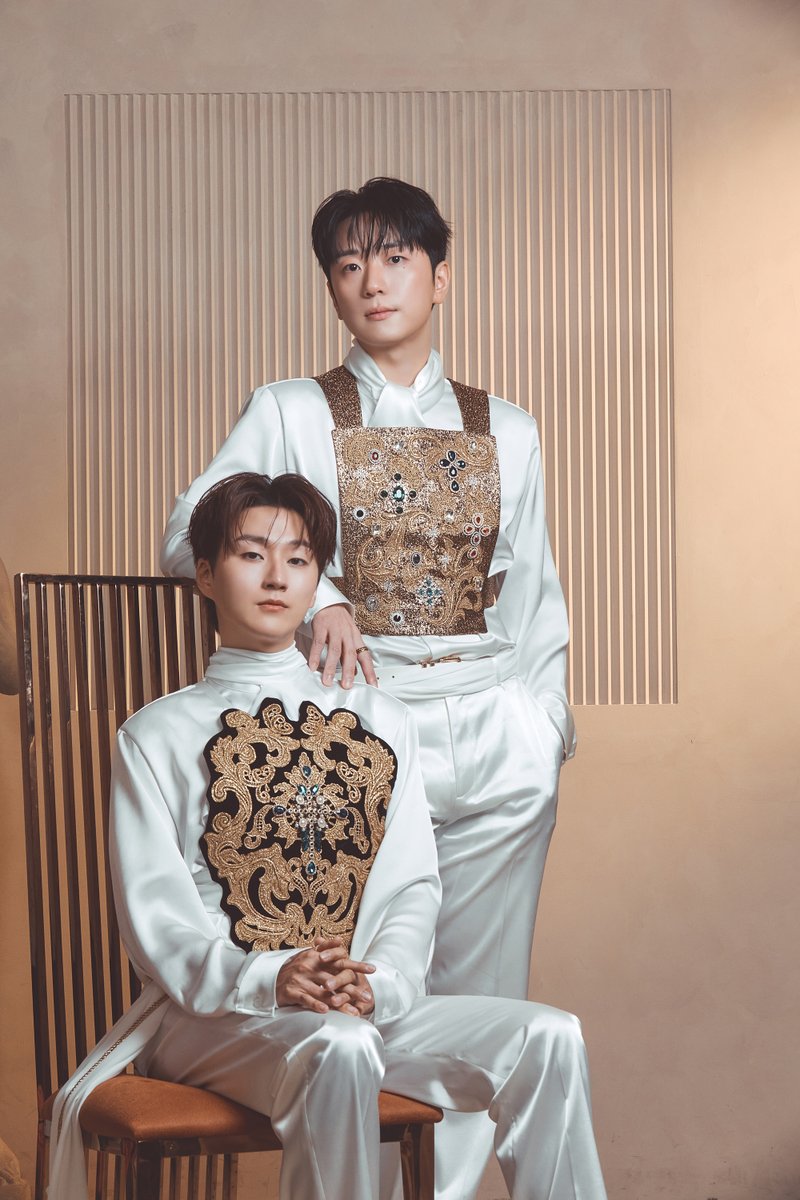 [ #FORESTELLA_NEWSONG ]

<THE LEGACY>  
- Digital Single ‘Still Here’
Unit PHOTO

“ Feel the wonder as I sing ” 

🎧 Pre-Release on
2025.12.15 6PM (KST)

#포레스텔라 #배두훈 #강형호 #조민규 #고우림 #THELEGACY #StillHere 
#Forestella #BaeDoohoon #KangHyungho #ChoMingyu #KoWoorim