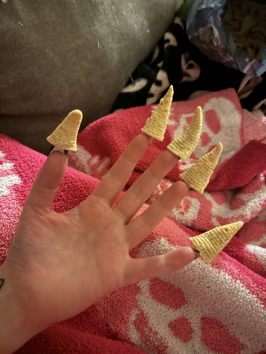 Otaku Hot Girl tweet media