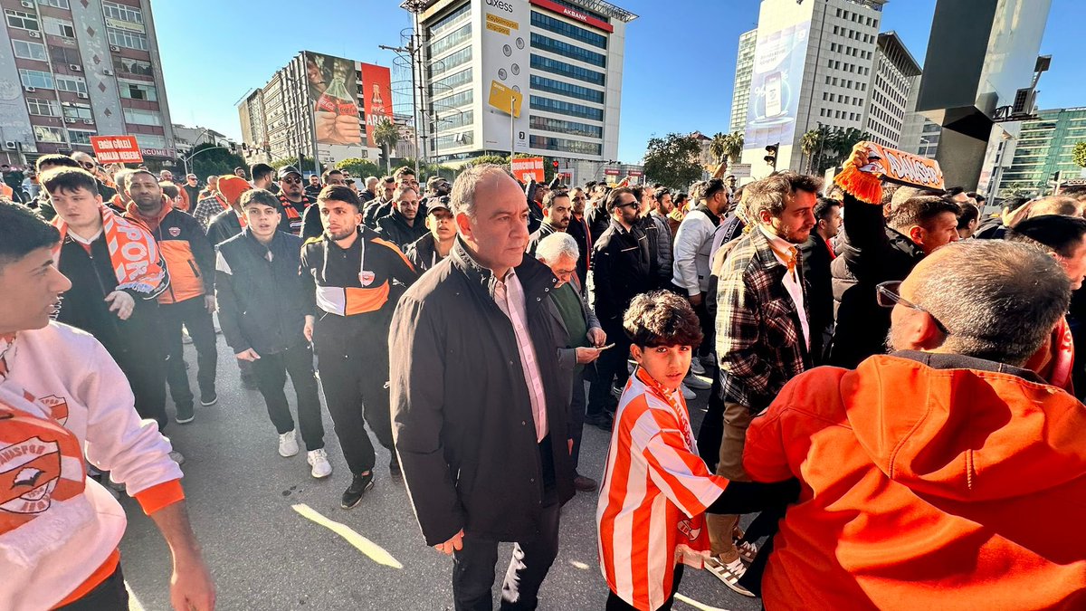 Zinonutumer's tweet photo. Adana’nın en büyük iki takımından biri olan Adanaspor’un zor günlerden kurtulması için taraftarların yürüyüş ve basın açıklamasına destek verdik. @AdanasporResmi @turbeylerresmi https://t.co/ya0r2gAZrZ