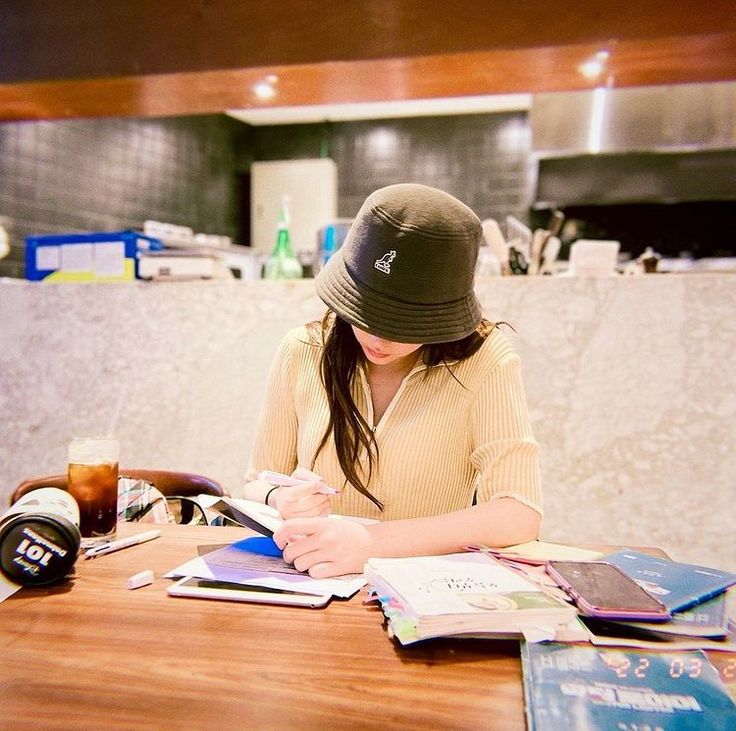 Nyicil koreksi tugas anak2