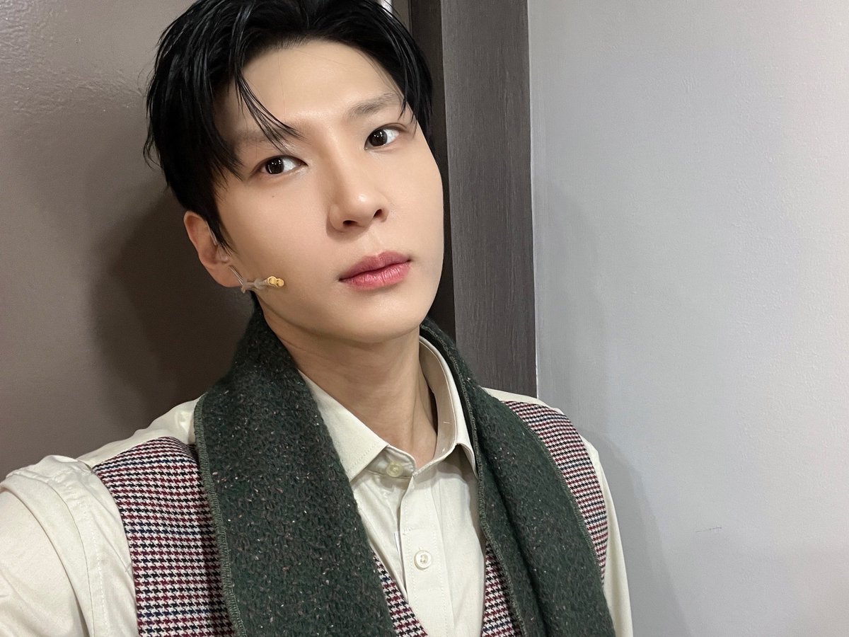 OfficialJTW_LEO's tweet photo. [📸PHOTO]

𝑺𝑼𝑮𝑨𝑹 첫공 완료🎷

뮤지컬 <슈가>와 함께!
올겨울 따듯하고 즐겁게 보내요❤️
정택운 대빵뮤즈 파이팅🫶🏻

#정택운 #JUNGTAEKWOON
#레오 #LEO
#뮤지컬 #슈가 #조 #조세핀 https://t.co/qO9E6lN2Vo