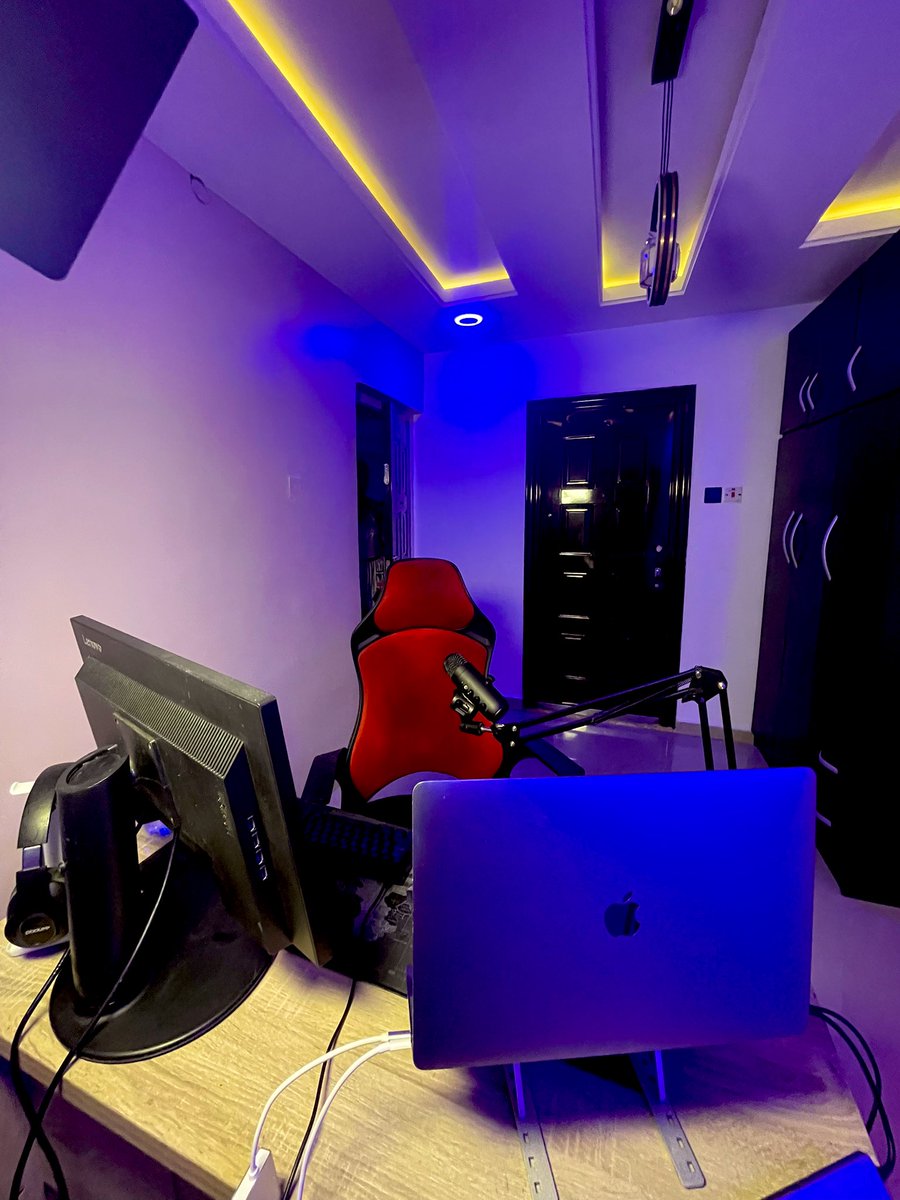 egbokavictory_'s tweet photo. My favourite place to be. https://t.co/3f8ubJlFej