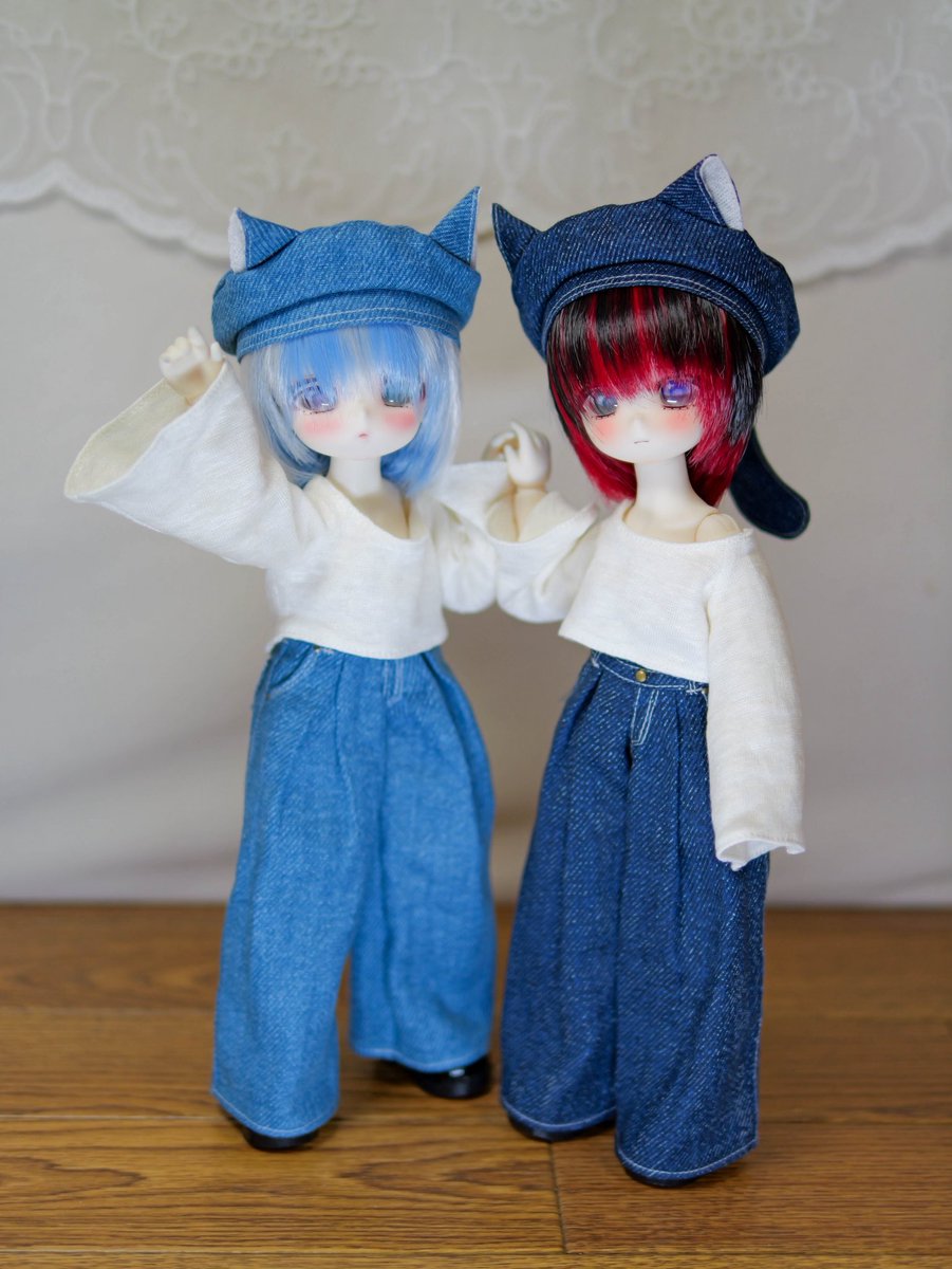 にゃぐどーる(@_nyagudoll)様のデニム風セットアップ(ねこ耳ベレー帽