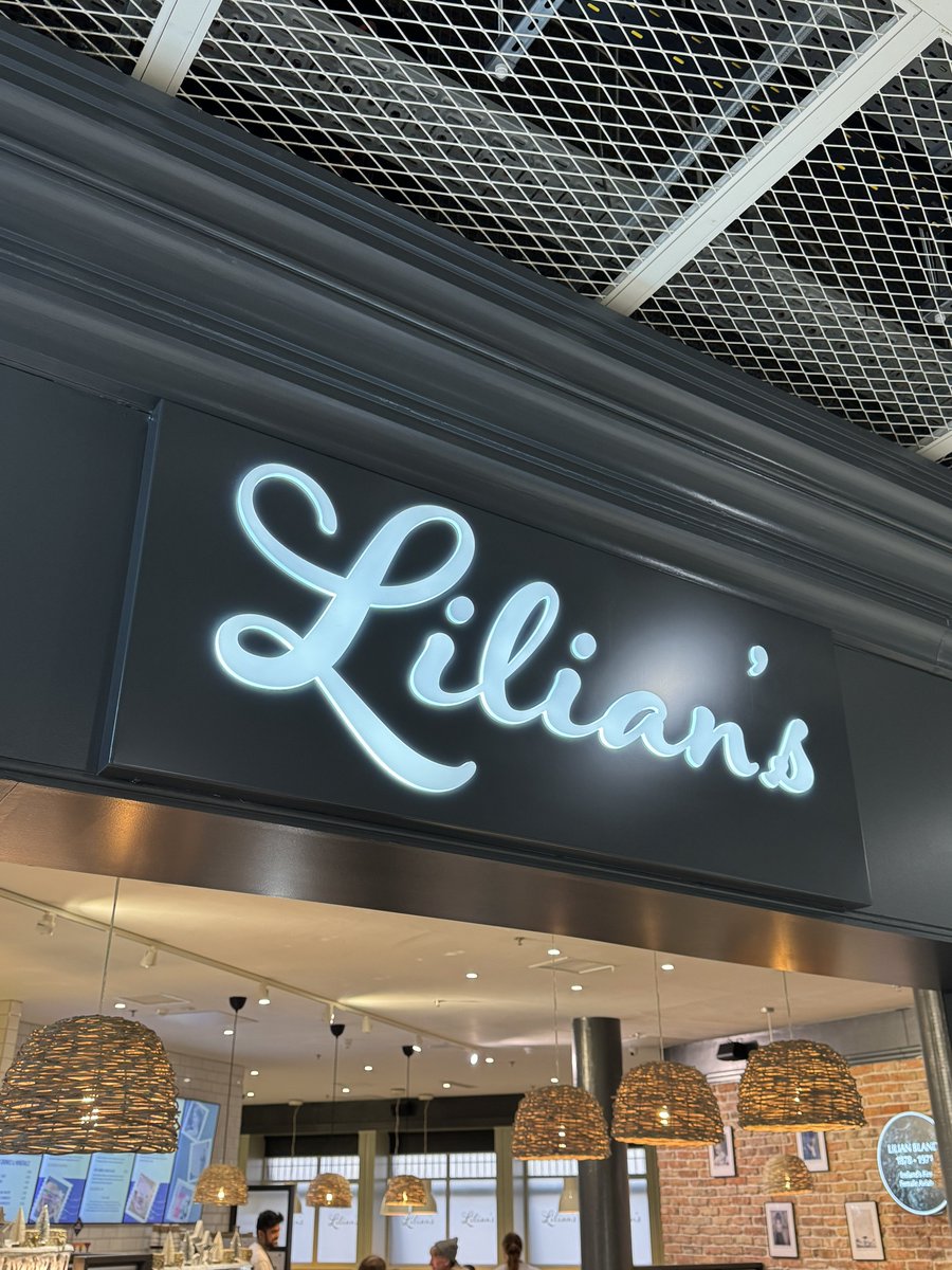 Dublin Airport tweet media