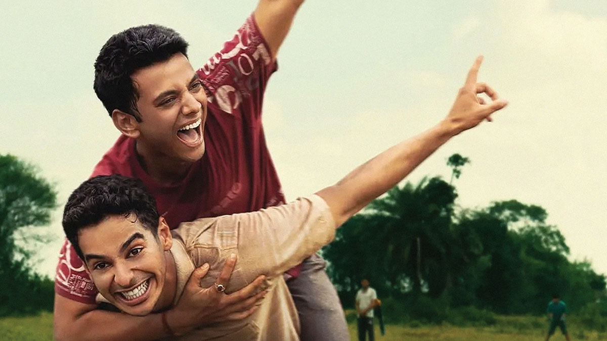 Openthemag's tweet photo. #2025InReview #BestOf2025 #Cinema: Entertainment: Scene Stealers - Indie films win hearts as the mainstream misses the maitinee cheer, writes @Kavereeb #Homebound, #Dhadak2, #BakshoBondi, #HumansInTheLoop https://t.co/Z8DNfpkdtE https://t.co/Qxf5uJP05v