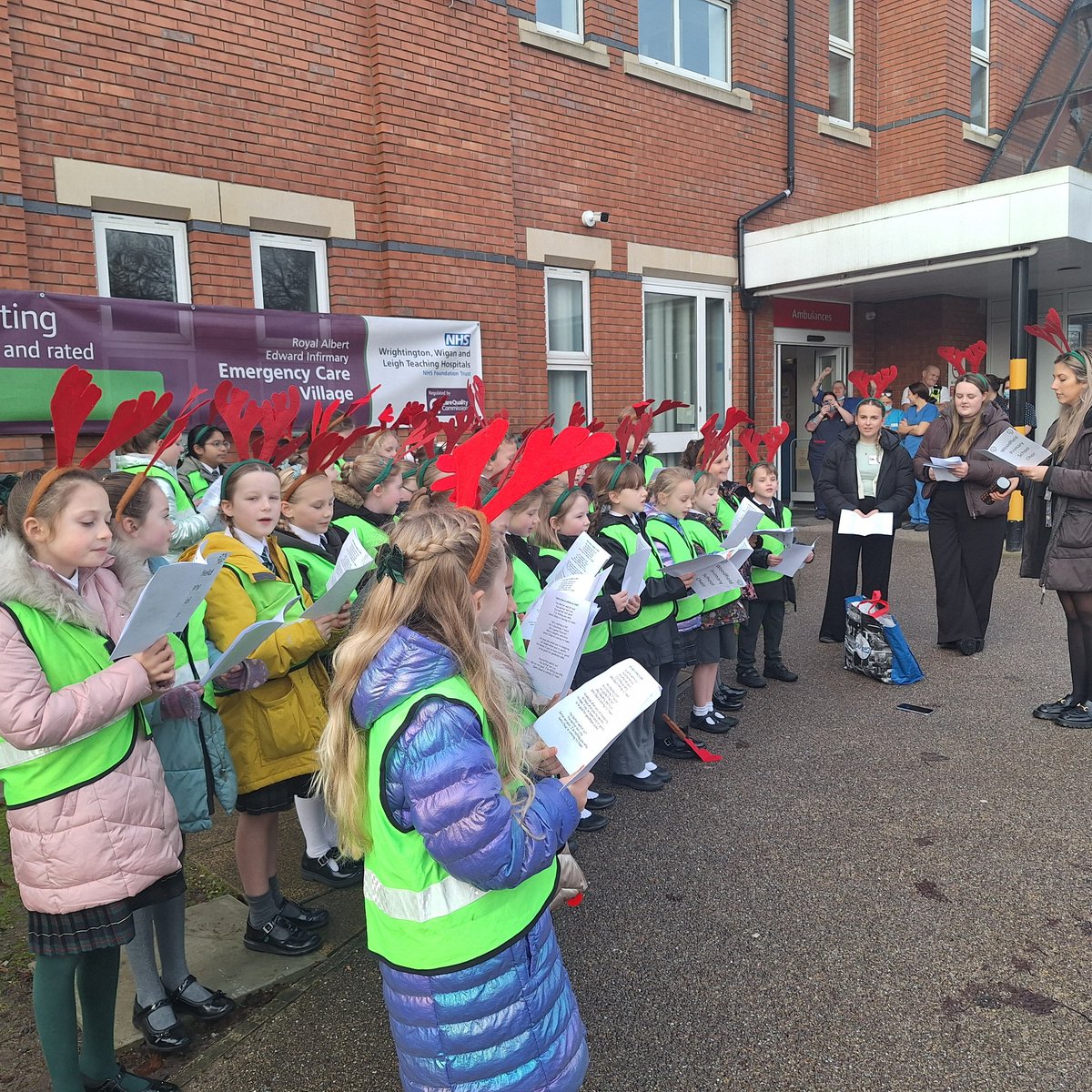 Jane Astley tweet media