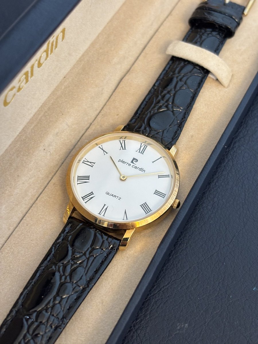 Thewatchoniste tweet media