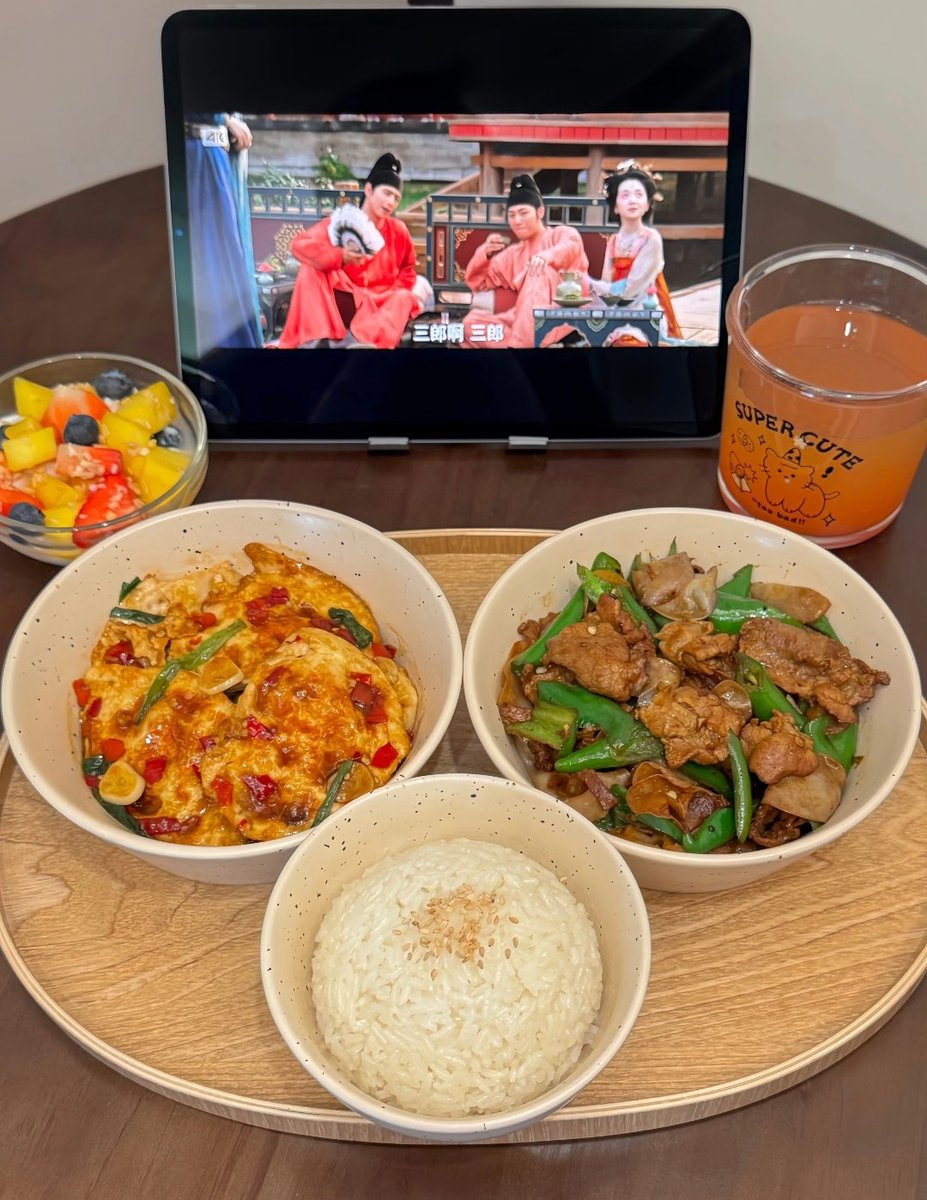 IwFyed's tweet photo. 好好吃饭 https://t.co/8K2wb0zIvK