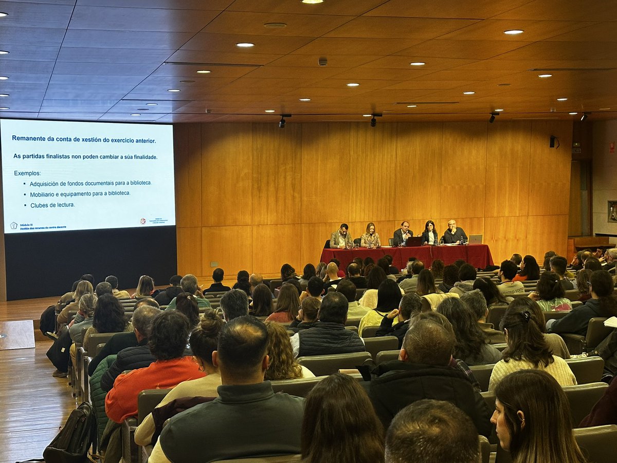 🤔 O profesorado galego, máis de 2️⃣6️⃣0️⃣ participantes na actividade #G2501151 - Formación para desenvolver a función directiva, poñen ao día os seus coñecementos sobre a 'Xestión dos recursos do centro docente' (módulo III) #Platega #equiposdirectivos.