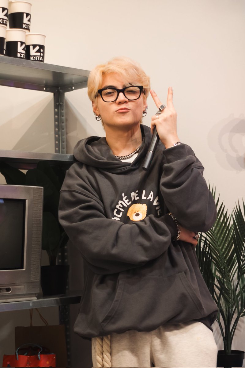 ≡ Sej ; 📸 tweet media