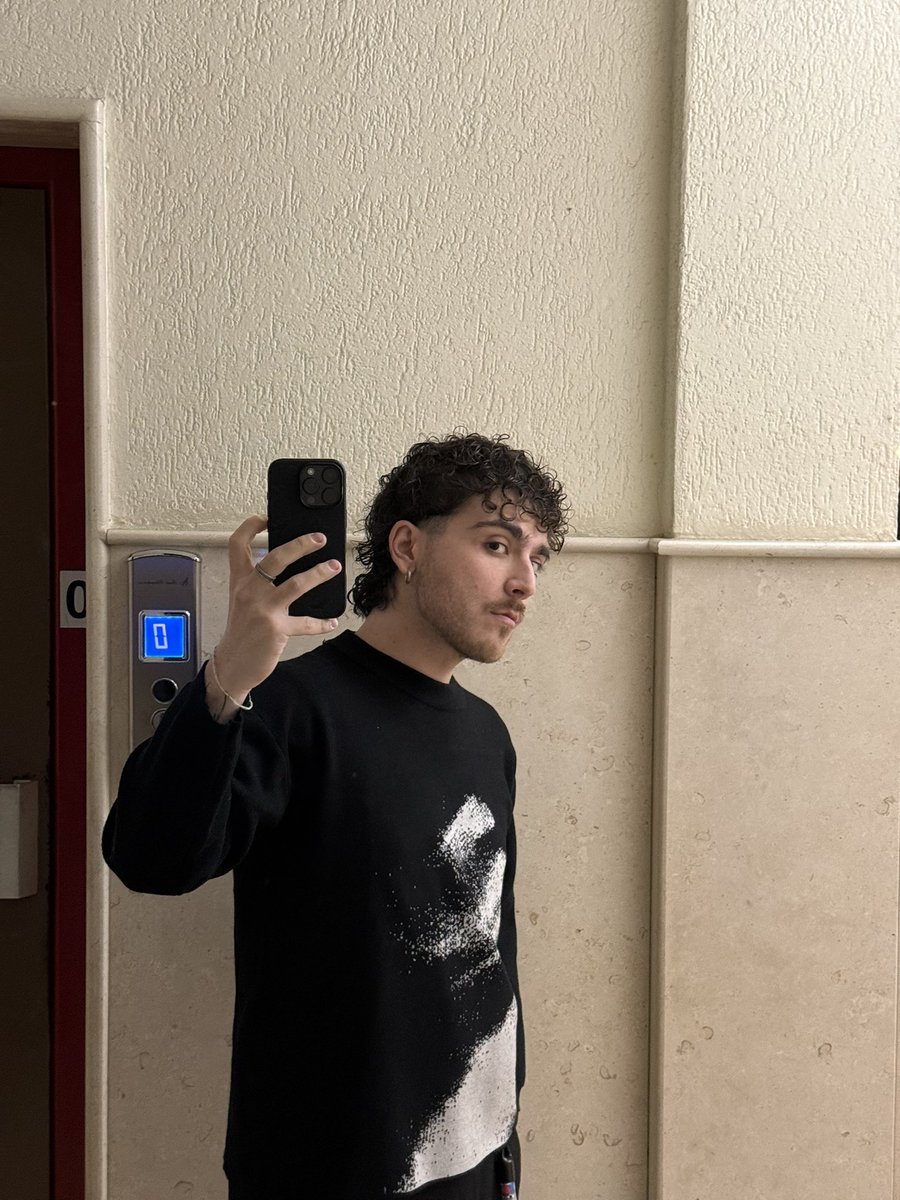 🔒