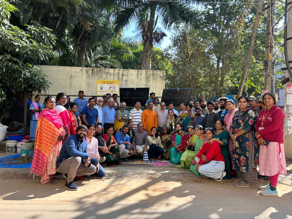 Lane composters installed in HSR Layout were inaugurated today by Bommanahalli Constituency MLA Sri Satish Reddy, Representatives from NGOs and the AGM, BSWML were present during the inauguration.

#GreaterBengaluruAuthority #southcitycorporation #composting #HSRLayout