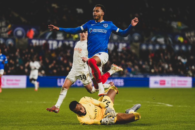 يستضيف بورتسموث فريق بلاكبيرن يوم السبت المقبل الساعة 4:00 مساءً.

مباراة تبدو بالفعل بمثابة إنذار نهائي لفريق البلوز، الذي عانى من 7 هزائم في 9 مباريات ولم يسجل سوى 4 أهداف.

سيحتاج الفريق إلى جماهير غفيرة في ملعب فراتون بارك لتغيير الأمور 📈