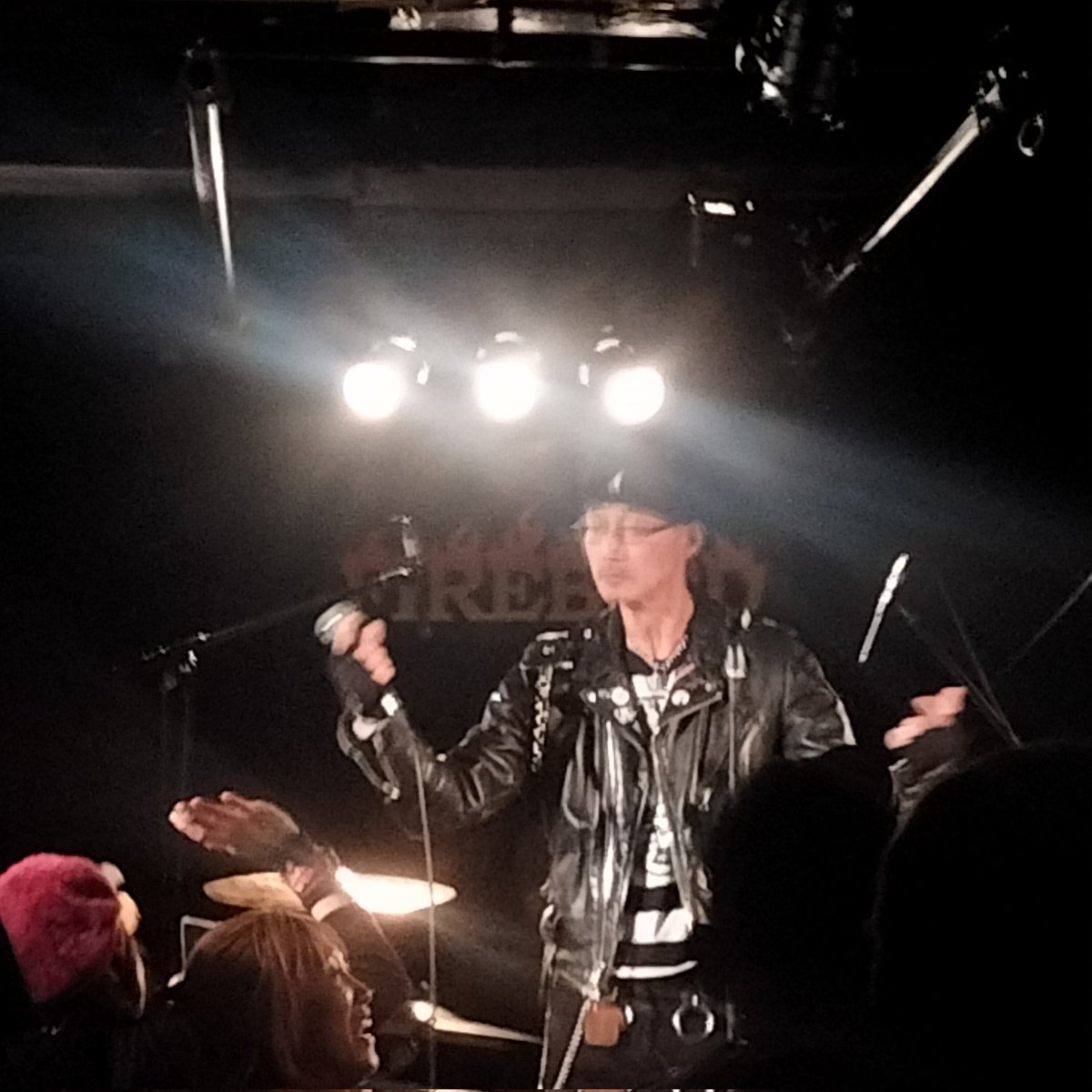 z_piratesrocks3's tweet photo. お気楽とんぼ
#2025年12月13日土曜日
#新松戸FIREBIRD 
#KingofKings
#パンクドランカーギグ
#CoverNightSpecial
#MerryStars
#DFR
#S党
#RocknCrazyStars
#Z党
#お気楽とんぼ　
#DJz
#PUNKROCK
#ROCKnROLL　

えのしゃん‼️ https://t.co/T3pYAIJlK5
