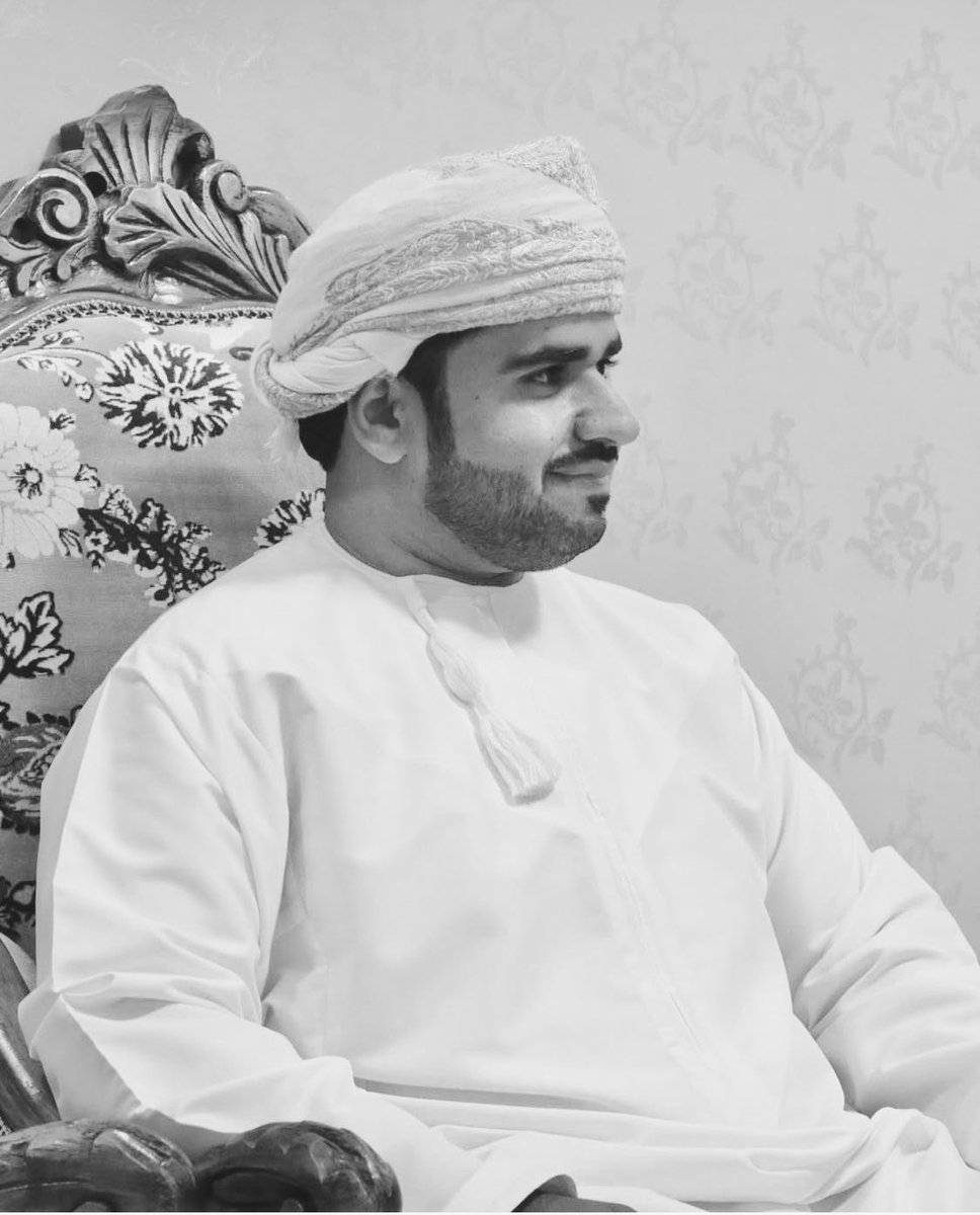 بتاريخ ١١ ديسمبر ٢٠٢٥م أقيم عزاء بوفاة المغفور له بإذن الله تعالى محمد بن سيف بن سليمان المعمري لمدة ثلاثة أيام ، وكانت وفاته على أثر حادث سير مؤلم في ١٠ /١٢/ ٢٠٢٥م ، داعيين الله تعالى أن يتغمده برحمته ويسكنه فسيح جناته.
وحسن العزاء وجميل الصبر لأسرته.
إنا لله وإنا إليه راجعون.