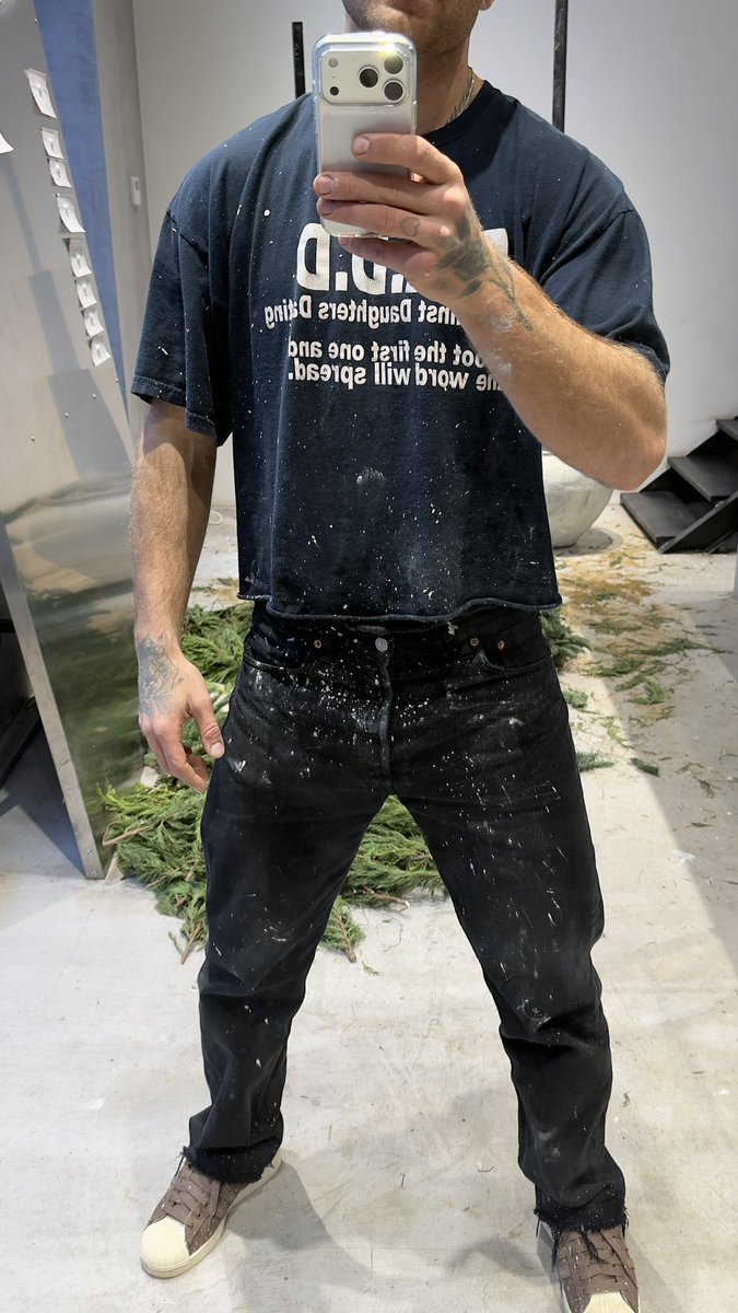 👥: Which fairy put this bouquet together for us? ✨