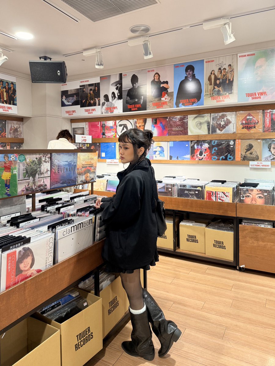 bbbening's tweet image. Toe-key-oh