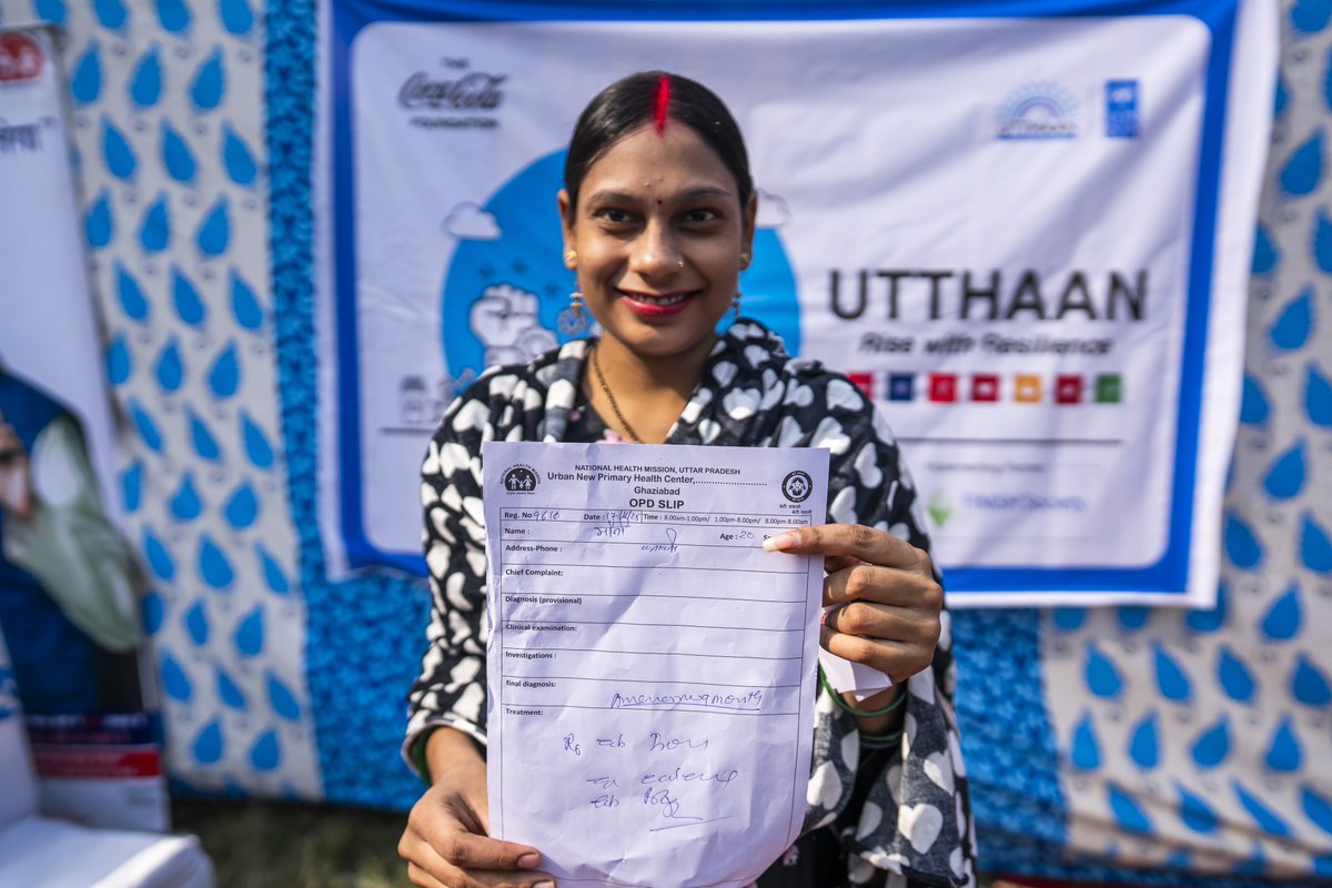 UNDP_India's tweet photo. Many women #SafaiMitras lack access to gynaecological care, reproductive health services or menstrual hygiene support.

Under #Utthaan, @UNDP_India is working with @FINISH_Society, supported by @CocaColaCo, to help close these gaps and improve access to essential health services. 

250+ women attended the recent health camp, showing the clear need for these services.

Because when women are healthy, informed, and supported, entire communities become stronger.