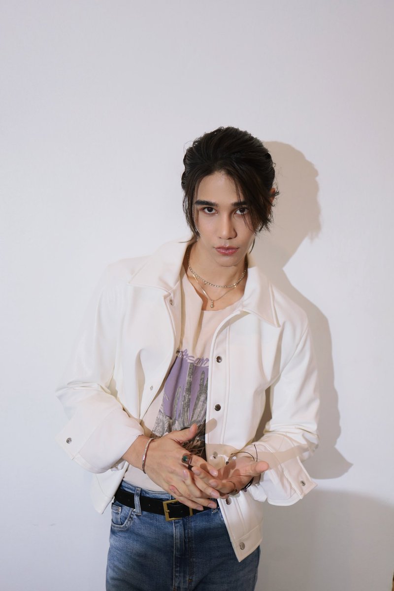 Nanglen9 Music Festival

#นั่งเล่น9xJeffSatur
#นั่งเล่น9
#JeffSatur