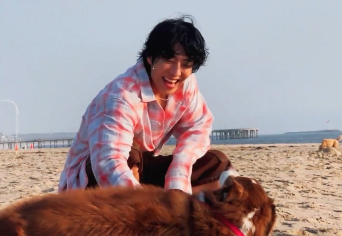 Grizzly_0519's tweet photo. 🐕강아지와 함께일때 나오는 찐미소
너무 좋아🥰 https://t.co/LnsPVKR3Ey