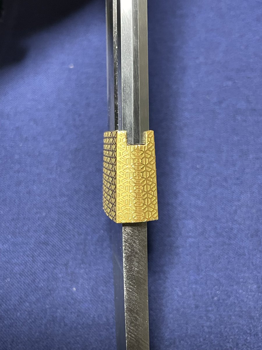 出来上がったハバキその2 「毘沙門亀甲金着せ一重ハバキ」 白銀師さん