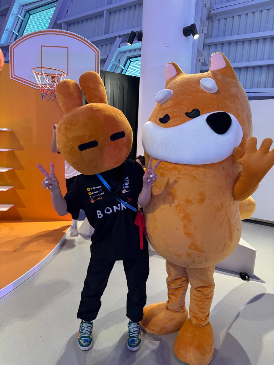 PancakeSwap's tweet photo. Who let the @bonk_inu out? https://t.co/tZO95FREy8