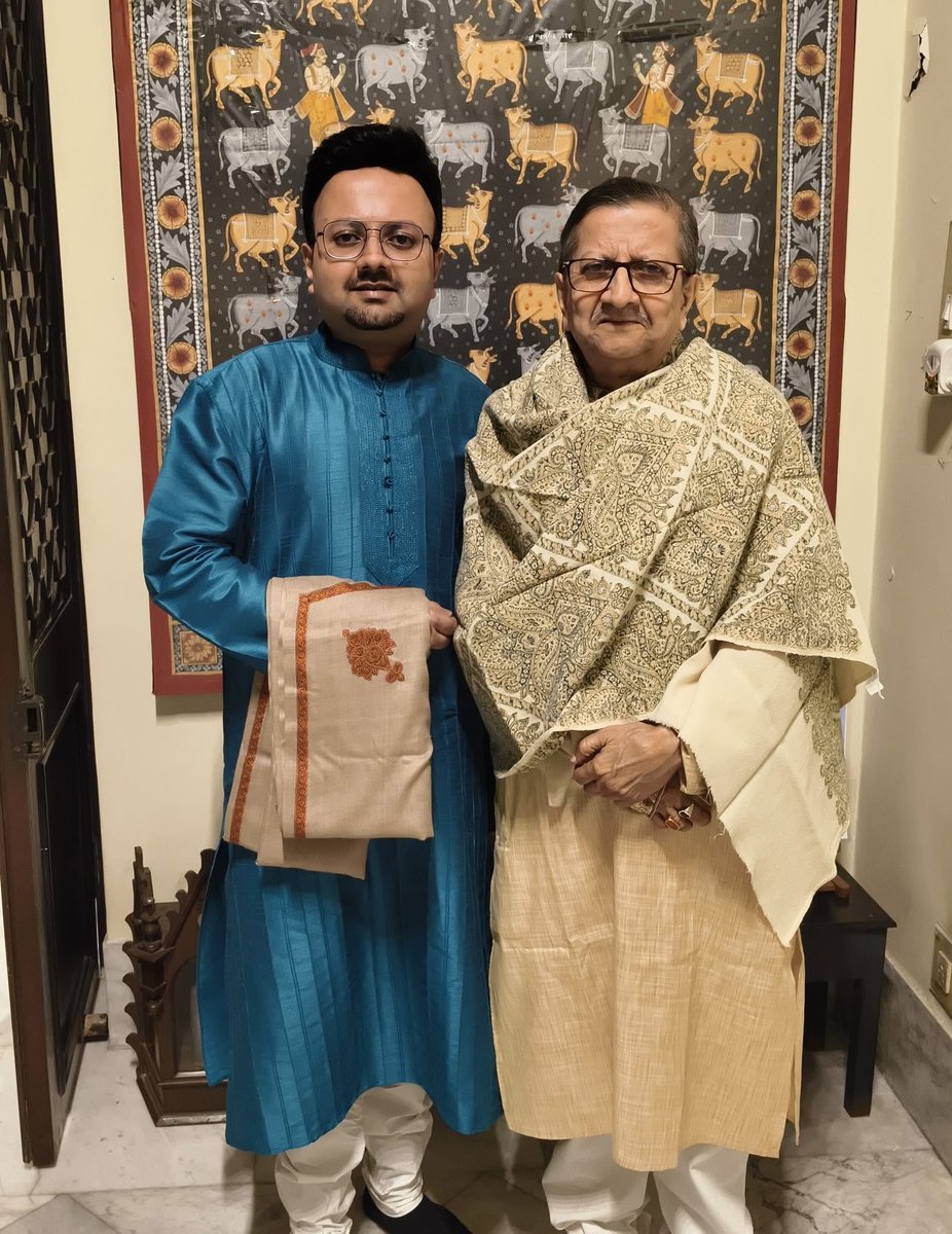 A special concert this eve! Performing with my father, Harmonium Maestro Pandit Jyoti Goho is always a learning experience! The whole event starts at 3:00pm and our stage will be at 5:00pm at Uttam Mancha, Hazra. Looking forward 🙏🏻

#indianclassical #liveconcerts #kolkata