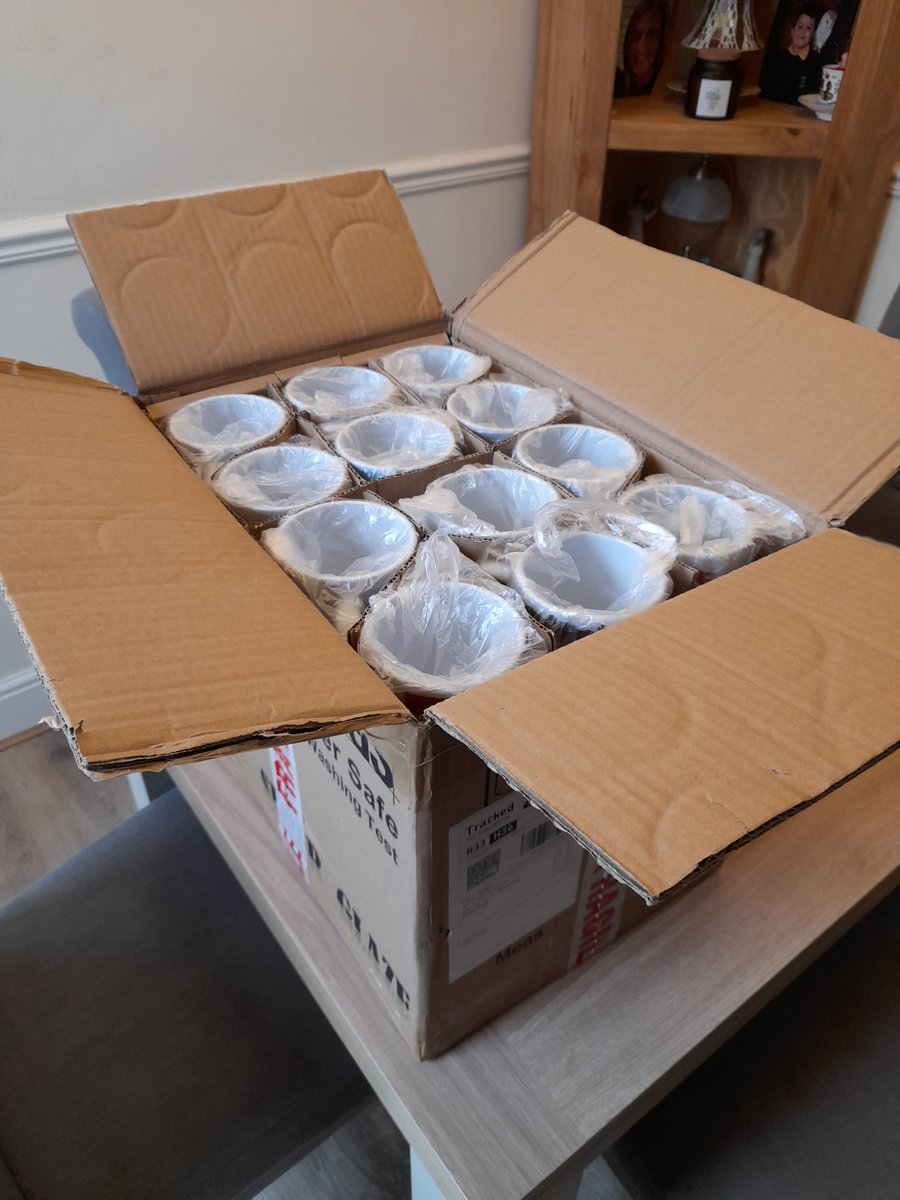 The perfect stocking filler for any music, football, film, rugby and tennis fan...
etsy.com/uk/shop/Prints…
#UKGiftHour #UKGiftAM #Christmas2025 #Christmas #Etsy #football #tennis #rugby #music #london