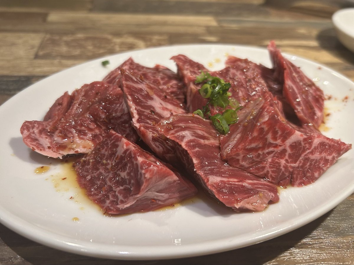 rio_splatoon08's tweet photo. りおさん今年もお疲れ様でした焼肉😊 https://t.co/7UuXmai2oN