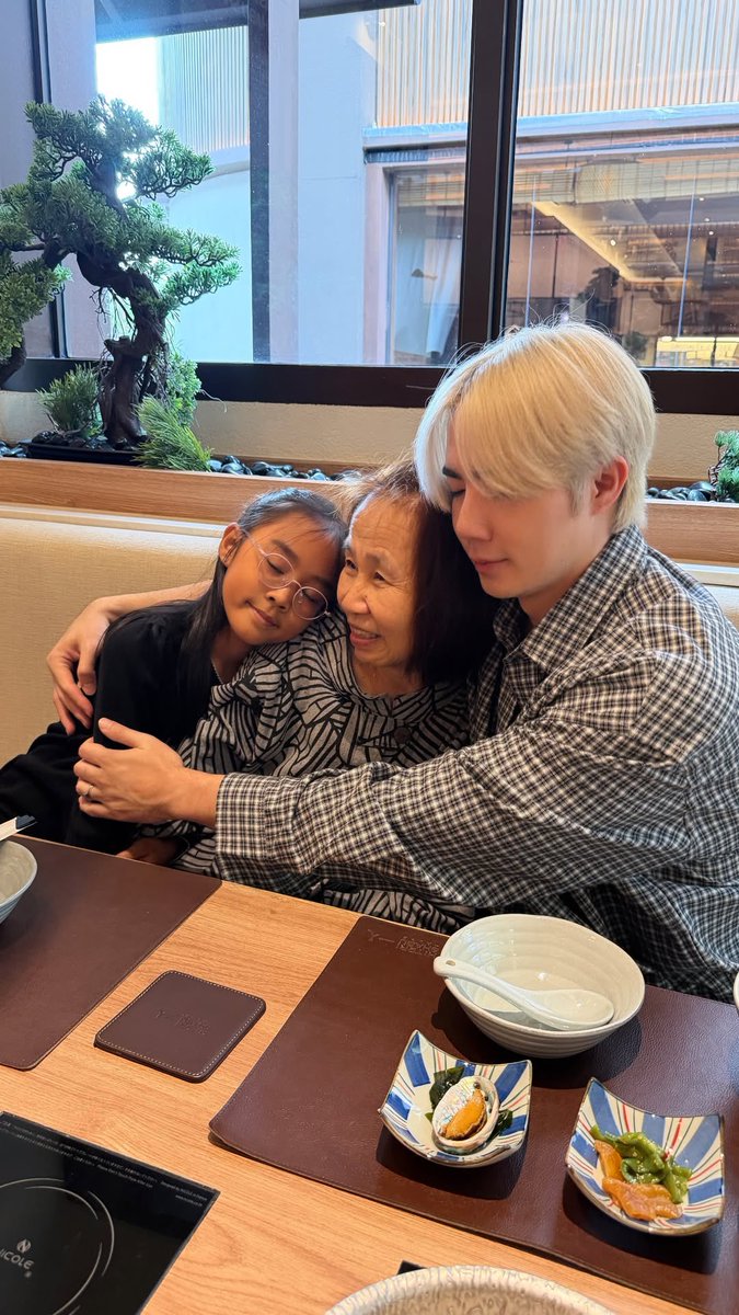 ひろkun Aww it's been a while, so sweet💕 @zee_pruk #ZeePruk #Zunshine